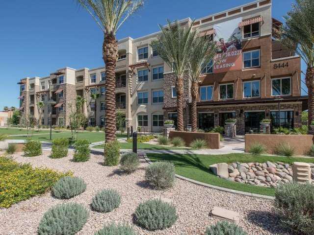 Luxe Scottsdale | Nuveen Global Cities REIT